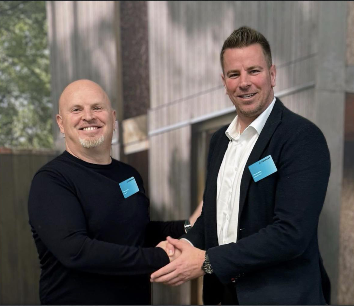 HOMAG and RoboTek Signing Agreement